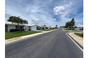 9724 36TH STREET, PINELLAS PARK, FL 33782 Sold 10/31/25