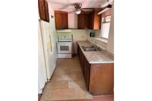 3720 18TH AVENUE, ST PETERSBURG, FL 33711 Sold 08/15/25