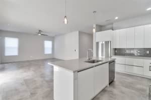 5206 FERN ROW LANE, TAMPA, FL 33611 - MLS#MFRTB8403846