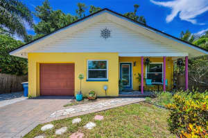 1081 MOHAWK CIRCLE, CLEARWATER, FL 33755 Sold 08/04/25