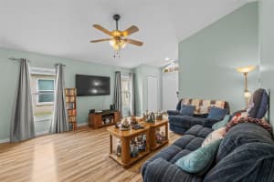 5112 PRAIRIE VIEW WAY, WESLEY CHAPEL, FL 33545 - MLS#MFRTB8403882