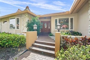 4964 60TH AVENUE, ST PETERSBURG, FL 33715 - MLS#MFRTB8403896