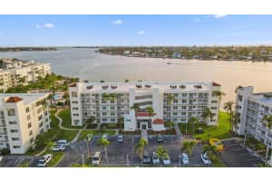 6001 BAHIA DEL MAR CIRCLE, ST PETERSBURG, FL 33715 - MLS#MFRTB8404148