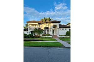 1089 Cordova Blvd Ne, ST PETERSBURG