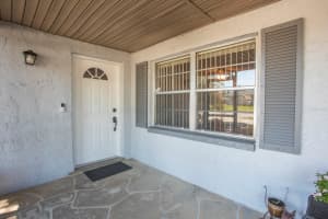 1502 COPPERTREE DRIVE, TARPON SPRINGS, FL 34689 Sold 10/15/25