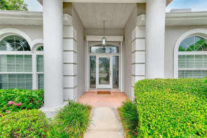 13510 OAK RUN COURT, SEMINOLE, FL 33776 - MLS#MFRTB8404257