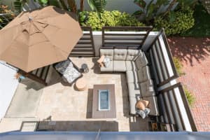343 4TH AVENUE, ST PETERSBURG, FL 33701 Sold 09/24/25