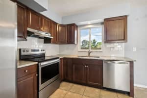 992 20TH STREET, LARGO, FL 33770 - MLS#MFRTB8404268