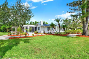 102 NORTH BRANCH ROAD, RUSKIN, FL 33570 - MLS#MFRTB8404370