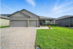 9864 Smarty Jones Dr, RUSKIN