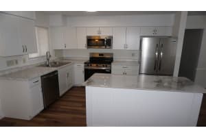 717 75TH STREET, ST PETERSBURG, FL 33710 - MLS#MFRTB8404492