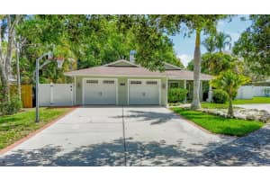 14 EVONAIRE CIRCLE, BELLEAIR, FL 33756 Sold 09/02/25