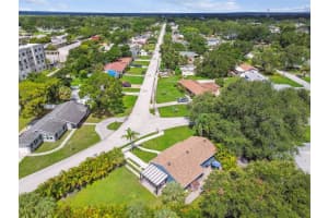 4403 W Bay Court Ave, TAMPA