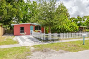5417 14th Ave S, GULFPORT