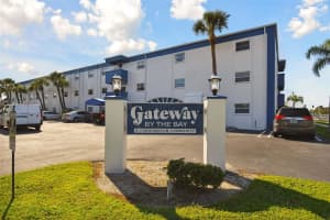 350 79TH AVENUE, ST PETERSBURG, FL 33702 - MLS#MFRTB8404572