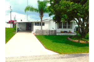 5345 Jo St, ZEPHYRHILLS