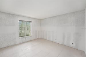 7300 SUNSHINE SKYWAY LANE, ST PETERSBURG, FL 33711 Sold 09/25/25