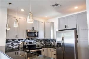 669 LAKE SHORE PARKWAY, DAVENPORT, FL 33896 - MLS#MFRTB8404717