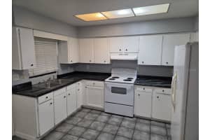 3231 JULIA COURT, LAKELAND, FL 33810 - MLS#MFRTB8404770