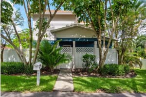 12498 143rd St, LARGO