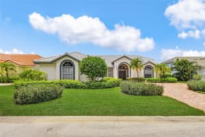 28480 Rochester Ct, BONITA SPRINGS