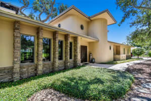 6400 BOUGAINVILLA AVENUE, ST PETERSBURG, FL 33707 Sold 08/26/25