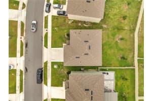 2023 Maple Ridge Dr Zellwood, FL 32798 - Off Market