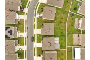 2023 Maple Ridge Dr Zellwood, FL 32798 - Off Market