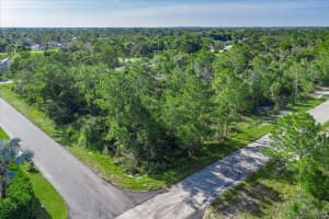 212 AVENGER STREET, LAKE PLACID, FL 33852 - MLS#MFRTB8404905