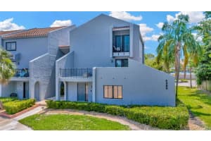 6306 Grand Bahama Cir #d, TAMPA