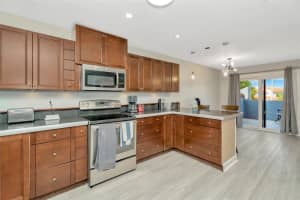 6306 GRAND BAHAMA CIRCLE, TAMPA, FL 33615 - MLS#MFRTB8404969