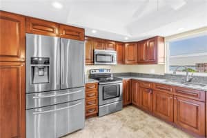 5108 BRITTANY DRIVE, ST PETERSBURG, FL 33715 - MLS#MFRTB8405150