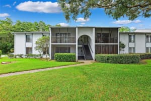 1326 PINE RIDGE CIRCLE, TARPON SPRINGS, FL 34688 - MLS#MFRTB8405227