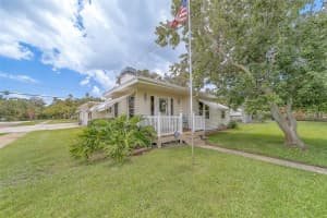 1677 PASADENA DRIVE, DUNEDIN, FL 34698 Sold 08/28/25
