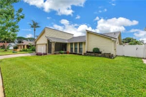 10857 97th St, LARGO