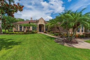 911 Pine Lake Dr, TARPON SPRINGS