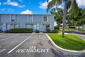 11901 CYPRESS HILL CIRCLE, TAMPA, FL 33626 Sold 08/25/25