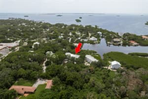 556 RYANS WOODS LANE, PALM HARBOR, FL 34683 - MLS#MFRTB8405349
