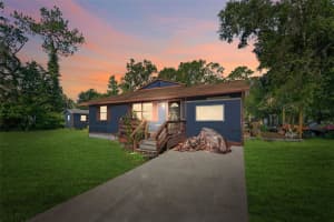 18812 Carr Dr, LUTZ