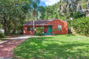 8006 N Temple Pl, TAMPA