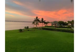 5151 ISLA KEY BOULEVARD, ST PETERSBURG, FL 33715 - MLS#MFRTB8405480