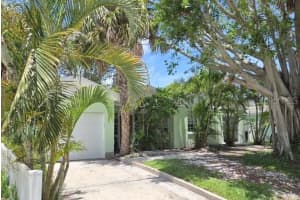750 BAY ESPLANADE, CLEARWATER BEACH, FL 33767 - MLS#MFRTB8405492