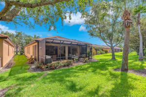 321 SILVER FALLS DRIVE, APOLLO BEACH, FL 33572 - MLS#MFRTB8405499