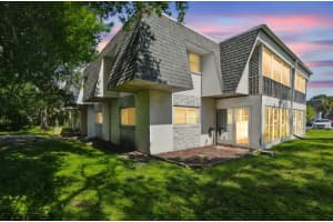 3415 Tricon Ln #13, HOLIDAY