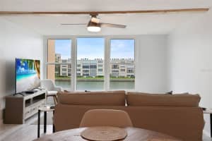7560 BAY ISLAND DRIVE, SOUTH PASADENA, FL 33707 - MLS#MFRTB8405625