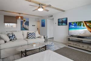 7560 BAY ISLAND DRIVE, SOUTH PASADENA, FL 33707 - MLS#MFRTB8405625