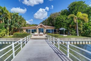 8286 30TH AVENUE, ST PETERSBURG, FL 33710 - MLS#MFRTB8405645