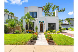 1570 48th Ave N, ST PETERSBURG