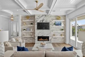 2050 HAWAII AVENUE, ST PETERSBURG, FL 33703 - MLS#MFRTB8405673