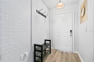 725 WINTER GARDEN DRIVE, SARASOTA, FL 34243 Sold 11/19/25